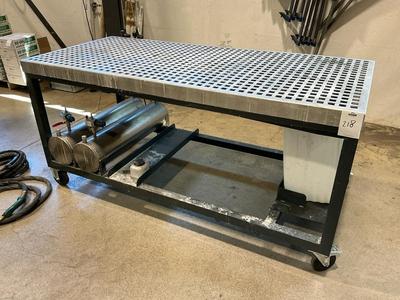 Imagen general de Product cleaning workbench
